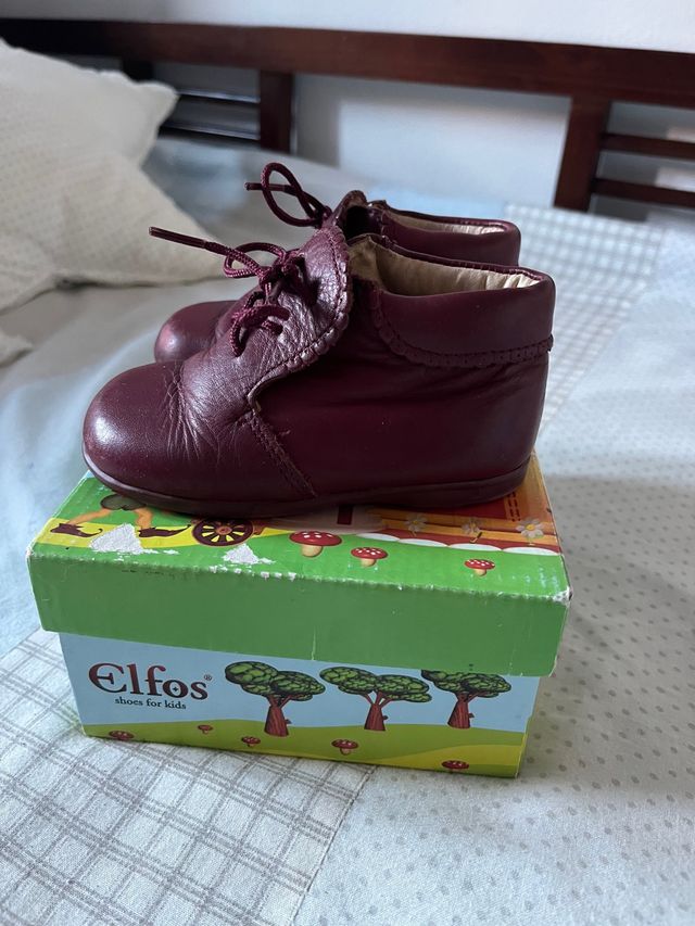 Zapatos Bebe Burdeos de Elfos