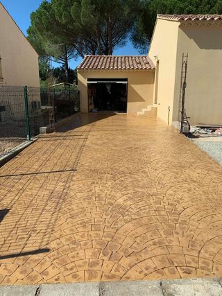 Hormigón impreso rampas entradas pasillos jardines