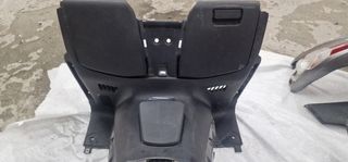 Guantera Honda forzá 300