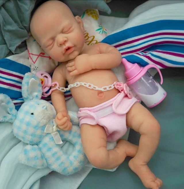 Bebé reborn silicona platino