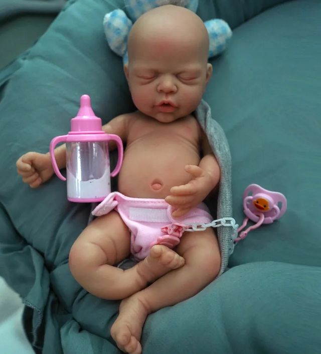 Bebé reborn silicona platino