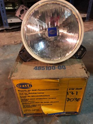 FARO DELANTERO HELLA VW GOLF