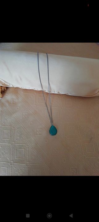 Collana bijoux con pendente con strass