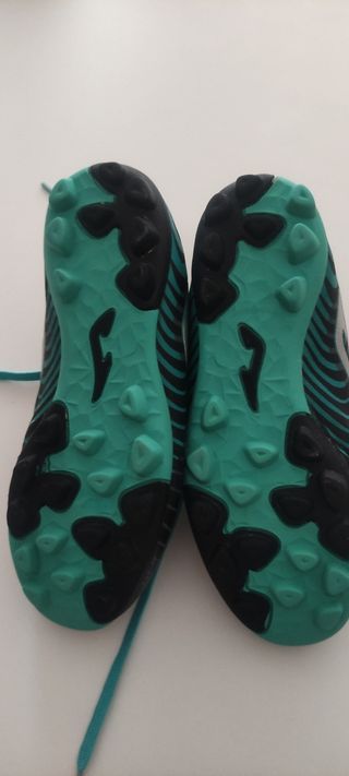 Botas futbol niño