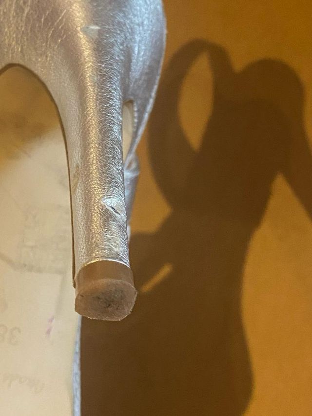 Zapatos de fiesta tacón alto plateados