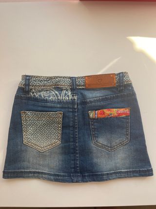 Falda de desigual niña 3/4 años