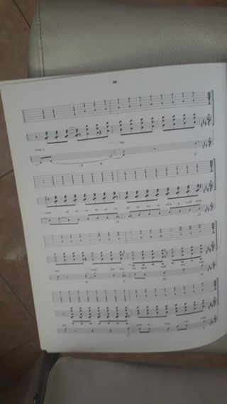 Libro partitura de guitarra beatles