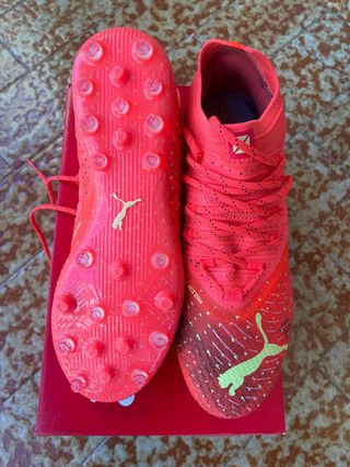 Bota futbol Puma Future Z 1.4 MG numero 40 nuevas