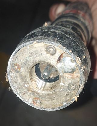 ANTENA-EMISORA RADIOAFICIONADO