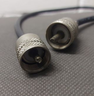 ANTENA-EMISORA RADIOAFICIONADO