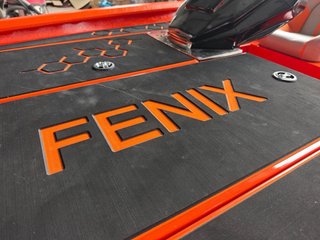 Bass boat Fenix XL 170  Modelo 2027 !