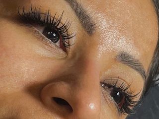 Extensiones de pestañas