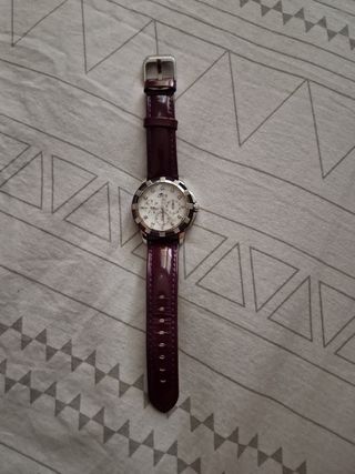 Reloj Lotus.