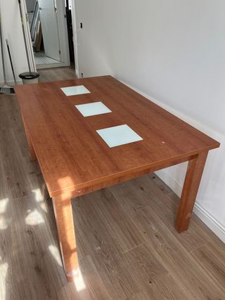 mesa de madera y Cristal