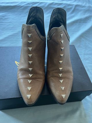 botin verde tachuelas Goldenwings