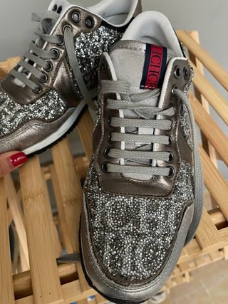 zapatillas Carolina Herrera nuevas