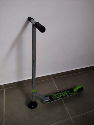 PATINETE NUEVO.