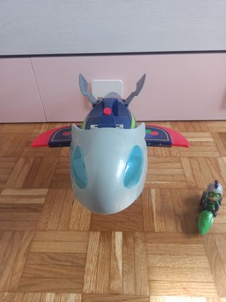 Avión PJMax con luces y sonidos