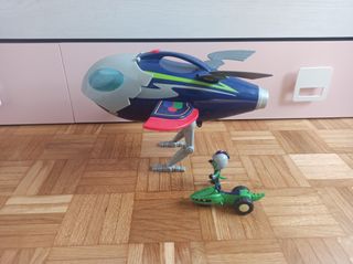 Avión PJMax con luces y sonidos