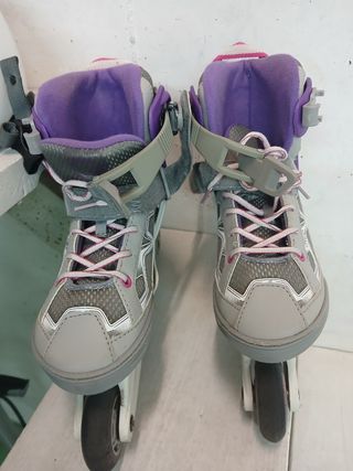 Patines niña con complementos de regalo