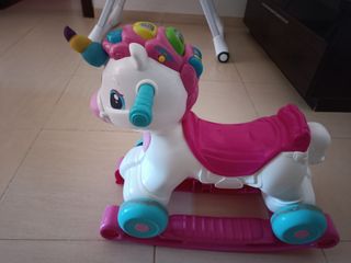 Correpasillos unicornio niña