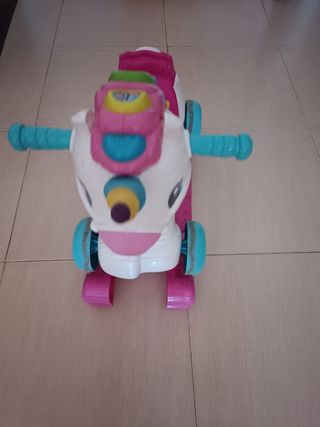 Correpasillos unicornio niña