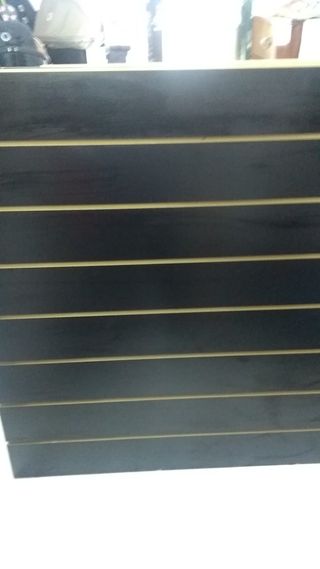 Expositor Panel de Lamas