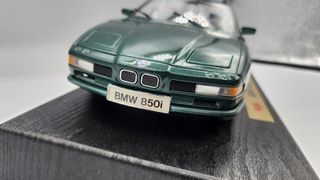 Bmw 850 escala 1/18 maqueta