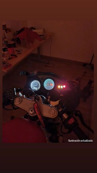 (LEER DESCRIPCION) Suzuki sv 650s A2 2001 79000kms