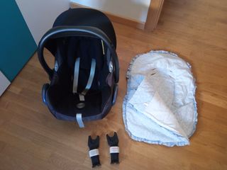Maxi cosi + adaptadores Bugaboo + saco