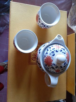 Set 6 tazze e teiera