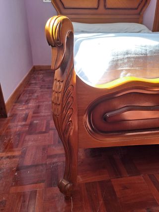 Cama de madera