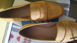 mocasines color mostaza Zara talla 38