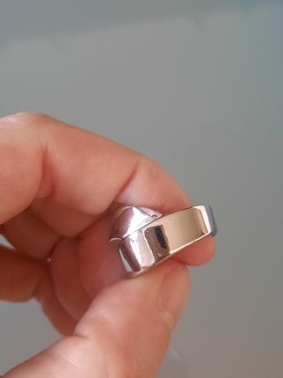 Anillo plateado lazada nuevo