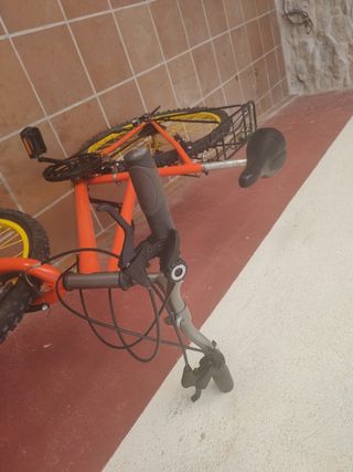 Bicicleta urbana/montaña.