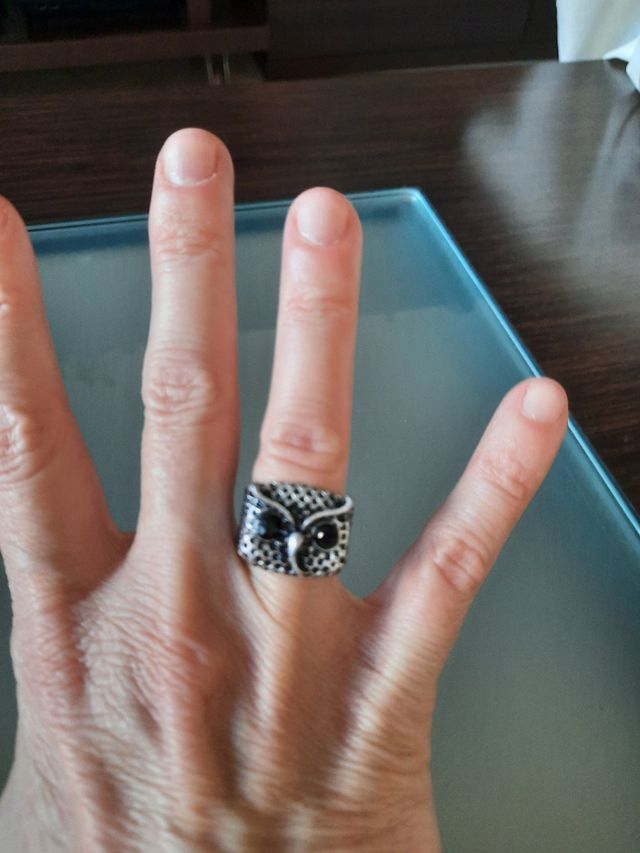 Anillo búho plateado nuevo