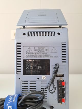 CADENA REPRODUCTORA DE MÚSICA DE ALTA FIDELIDAD.