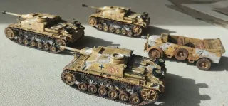 Maquetas de vehículos militares