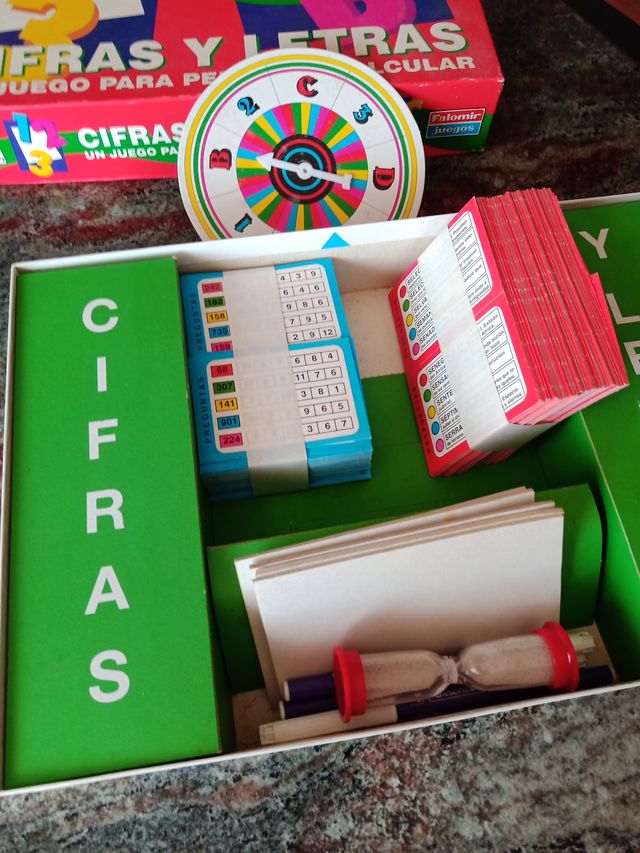 Gioco di numeri e lettere