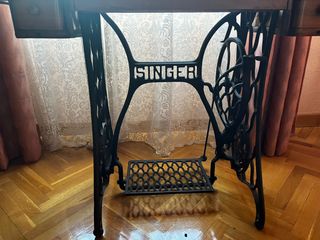 Maquina de coser Singer