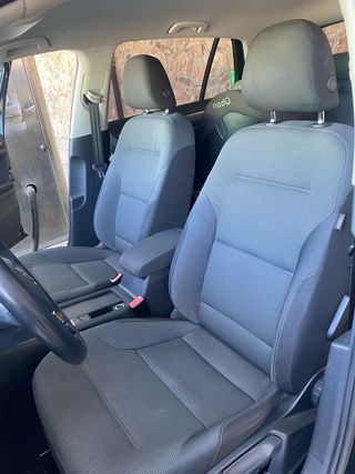 Volkswagen Golf Advance 2014. (Precio negociable)