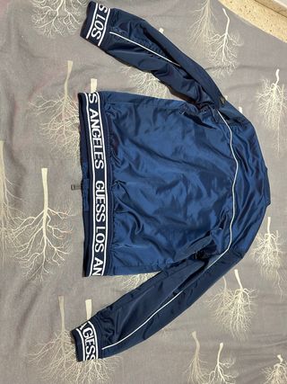 Chaqueta Guess 
