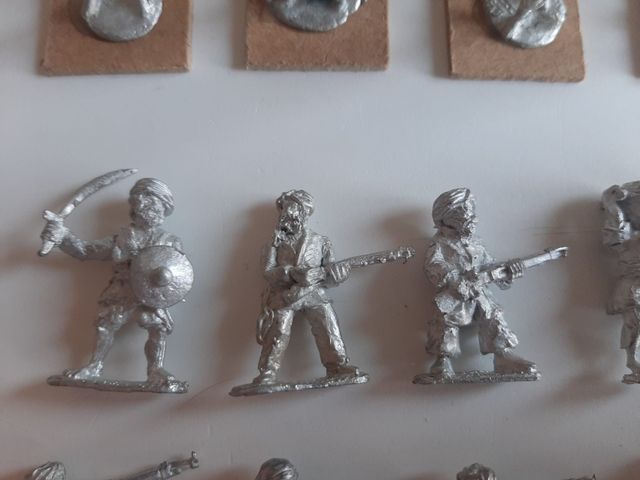 Soldatini 35mm coloniali britannici in metallo
