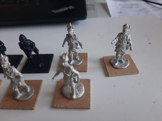 Soldatini 35mm coloniali britannici in metallo