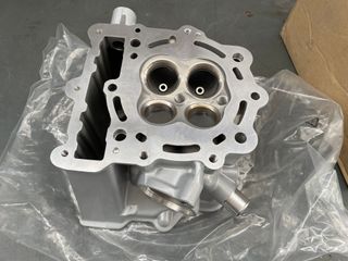 CULATA ORIGINAL BMW F650GS 2004 DAKAR F650CS 2004
