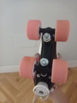 Patines de patinaje artístico. Talla 34