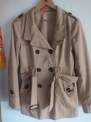 Gabardina tres cuartos