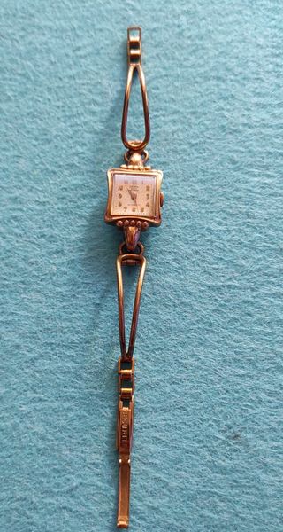 Reloj dogma prima mujer