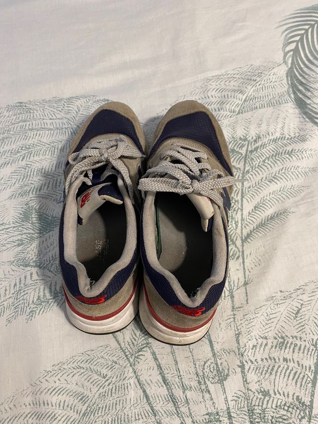 zapatilla talla 40 gris