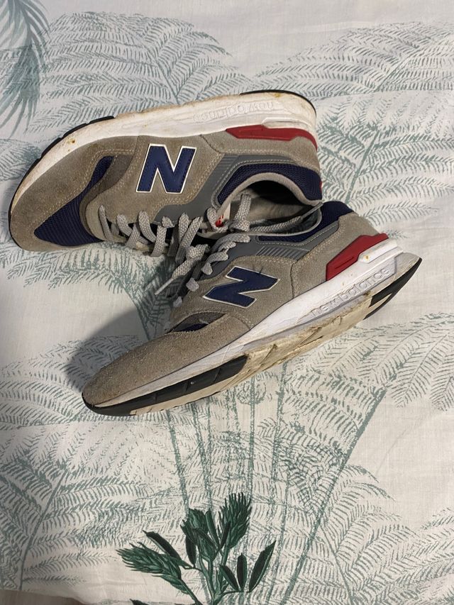 zapatilla talla 40 gris